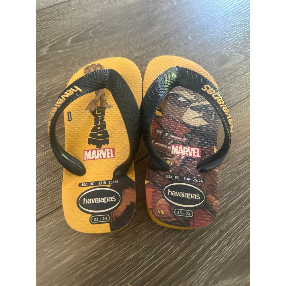 Marvel havianas flip flops sz 9‎